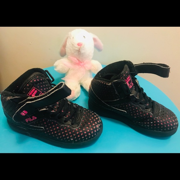 Toddler Fila High Top Sneakers Size 11 Sold as is - Picture 2 of 5